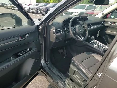 New 2025 MAZDA CX-5 AWD 2.5 S w/ Premium Plus Pkg image 11