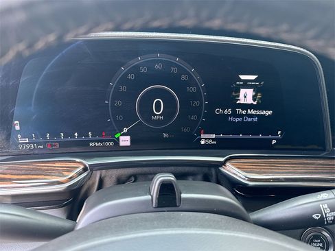 Used 2023 Cadillac Escalade ESV Premium Luxury image 21