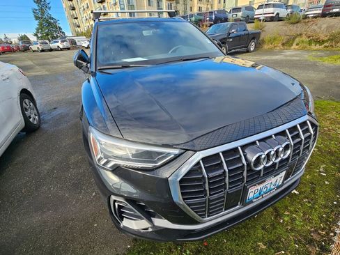 Used 2024 Audi Q3 2.0T Premium image 3