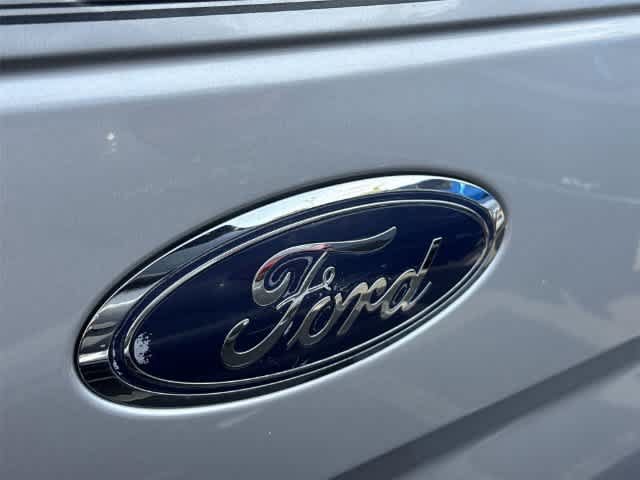 Used 2016 Ford F150 XLT w/ Equipment Group 302A Luxury AWD/4WD image 31