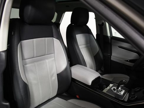 Used 2023 Land Rover Range Rover Evoque R-Dynamic S AWD/4WD image 20