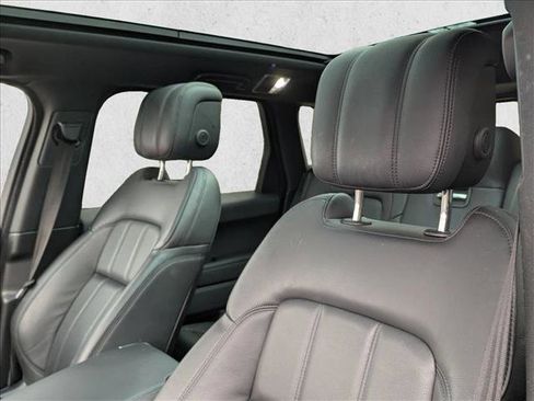 Used 2020 Land Rover Range Rover Sport SE image 14