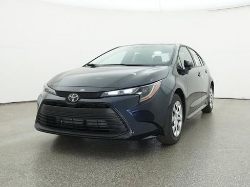 New 2026 Toyota Corolla LE image 32