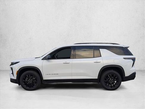 Used 2024 Chevrolet Traverse LT w/ Midnight/Sport Edition image 8