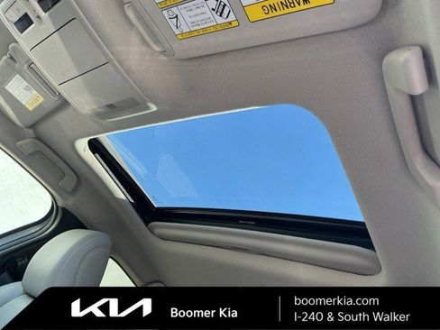 Used 2024 MAZDA CX-30 AWD 2.5 S w/ Preferred Package image 18