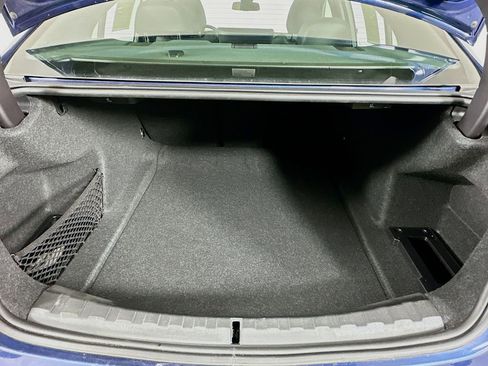 Used 2024 BMW 330i xDrive Sedan w/ Premium Package image 34