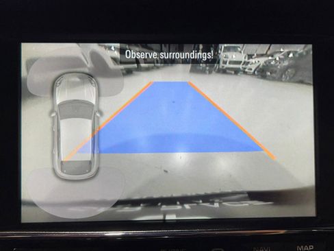 Used 2015 Porsche Macan S w/ Premium Package Plus image 38