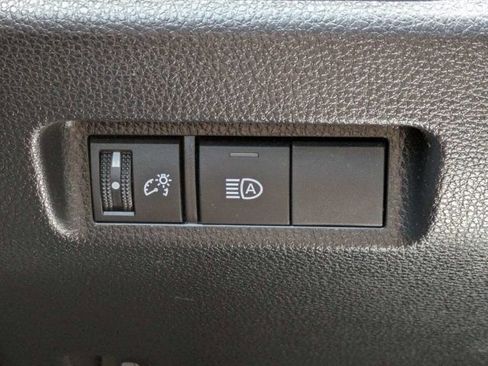 Used 2023 Toyota RAV4 LE AWD/4WD image 24