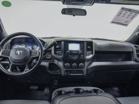 Used 2022 RAM 2500 Tradesman w/ Chrome Appearance Group image 2