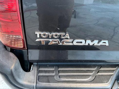 Used 2015 Toyota Tacoma 4x4 Access Cab image 22