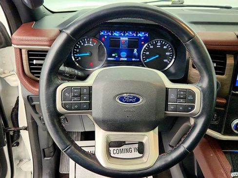 Used 2023 Ford Expedition Max Limited image 13