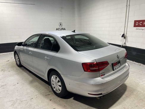 Used 2015 Volkswagen Jetta S FWD image 4
