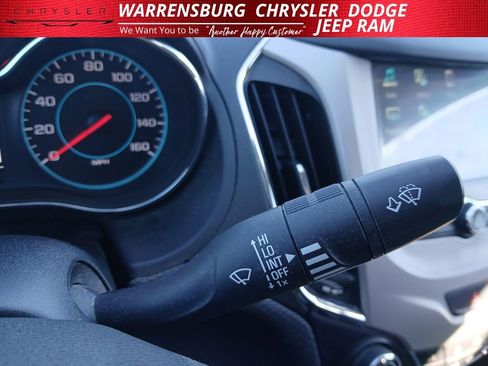 Used 2017 Chevrolet Cruze LS image 18