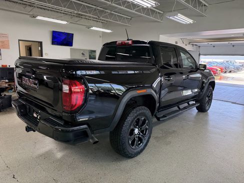 Used 2023 GMC Canyon Elevation w/ Convenience Package AWD/4WD image 11