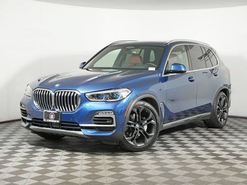 Used 2019 BMW X5 xDrive40i w/ Executive Package AWD/4WD image 1