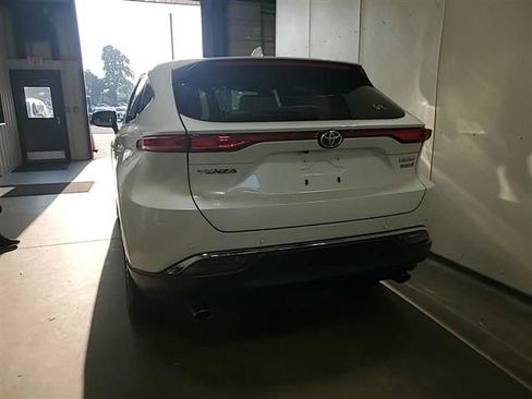Used 2021 Toyota Venza Limited w/ Advanced Technology Package AWD/4WD image 19