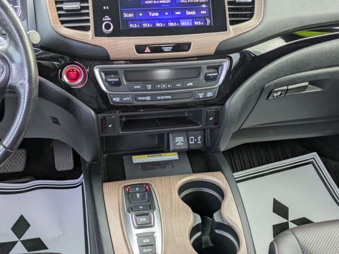 Used 2022 Honda Ridgeline Black Edition image 18