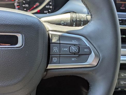 Used 2024 Jeep Compass Limited image 28