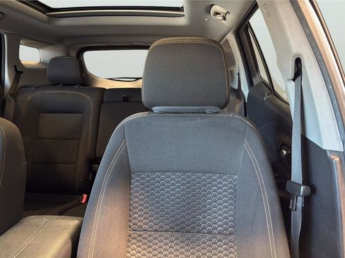 Used 2019 GMC Terrain SLE w/ Driver Convenience Package AWD/4WD image 28