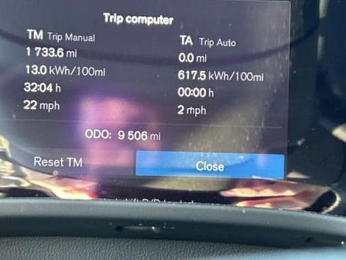 Used 2023 Volvo XC40 Recharge Ultimate image 10