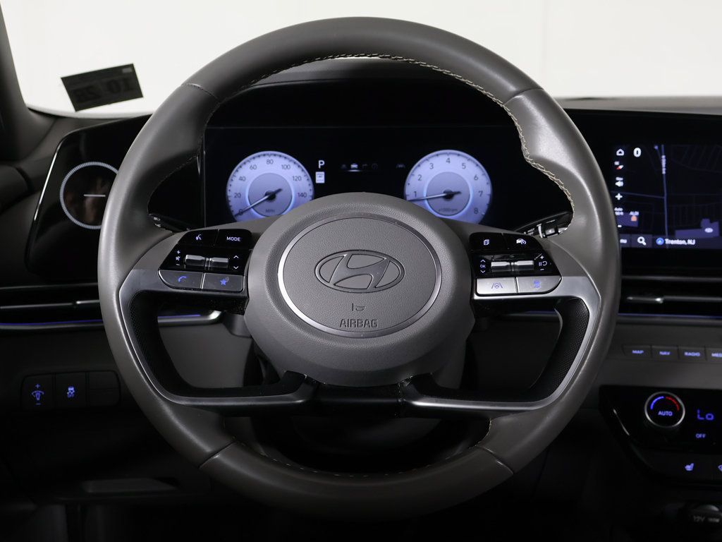 Certified 2024 Hyundai Elantra SEL w/ Convenience Package FWD image 35