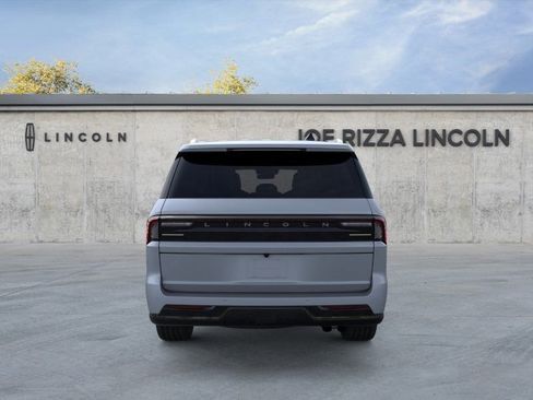 New 2026 Lincoln Navigator L Premier AWD/4WD image 5