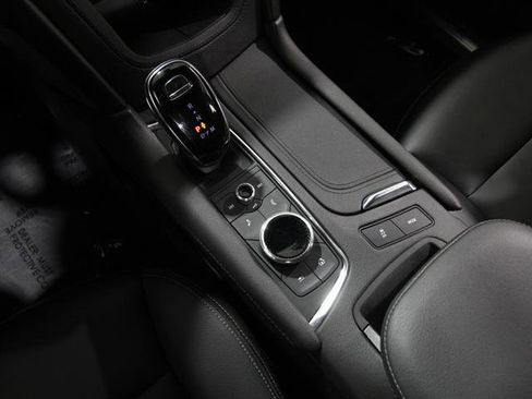 Used 2020 Cadillac XT5 Luxury image 16