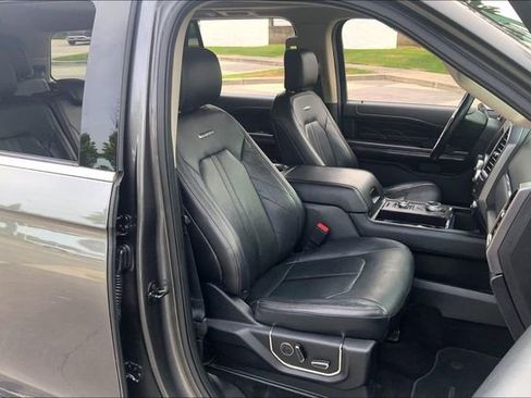 Used 2018 Ford Expedition Platinum image 7