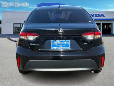 Used 2023 Toyota Corolla LE image 7