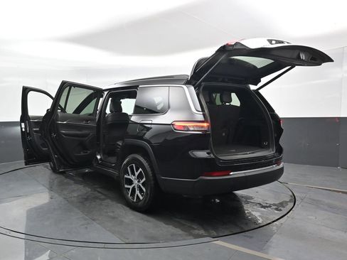 Used 2024 Jeep Grand Cherokee L Limited w/ Luxury Tech Group II image 57