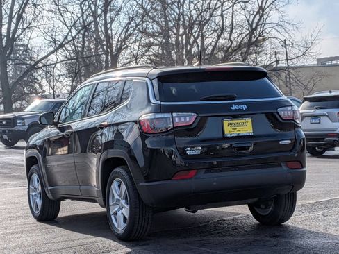 Used 2022 Jeep Compass Latitude w/ Convenience Group AWD/4WD image 5
