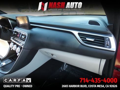 Used 2022 Genesis G70 2.0T RWD image 26