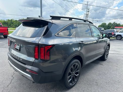 Used 2022 Kia Sorento SX Prestige w/ Rust Color Package AWD/4WD image 10