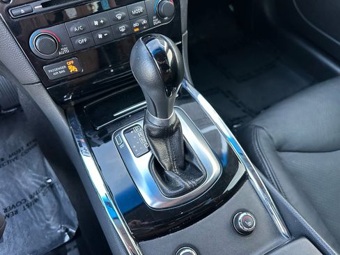 Used 2014 INFINITI Q60 Journey w/ Premium Package image 43