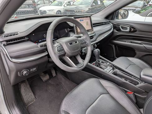 Used 2023 Jeep Compass High Altitude AWD/4WD image 12
