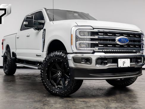 Used 2026 Ford F250 Lariat AWD/4WD image 1
