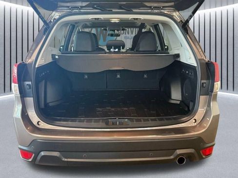 Used 2024 Subaru Forester Limited AWD/4WD image 9