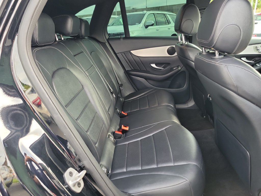 Used 2022 Mercedes-Benz GLC 300 image 19