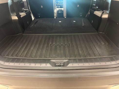 Used 2024 Toyota Grand Highlander AWD image 31