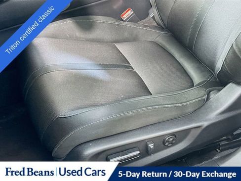 Used 2018 Honda Accord EX image 8