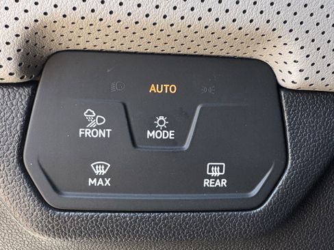 New 2026 Volkswagen Atlas Peak Edition AWD/4WD image 24