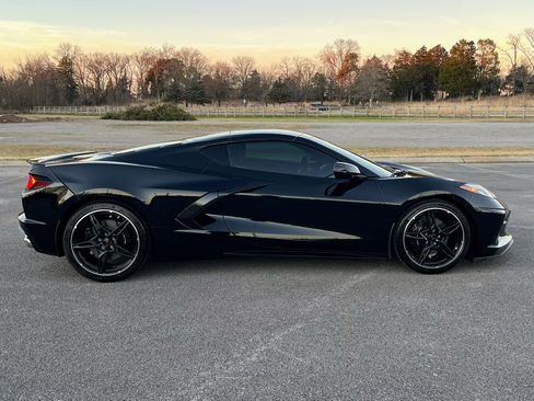 Used 2023 Chevrolet Corvette Stingray Coupe w/ 1LT image 8