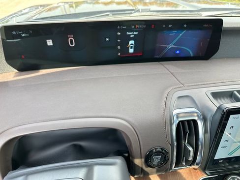 Used 2025 Ford Expedition King Ranch image 41