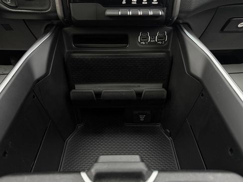 Used 2021 RAM 1500 Big Horn image 22
