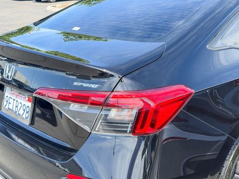 Used 2023 Honda Civic Sport image 6