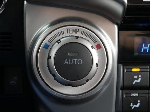 Used 2023 Toyota 4Runner Limited image 43