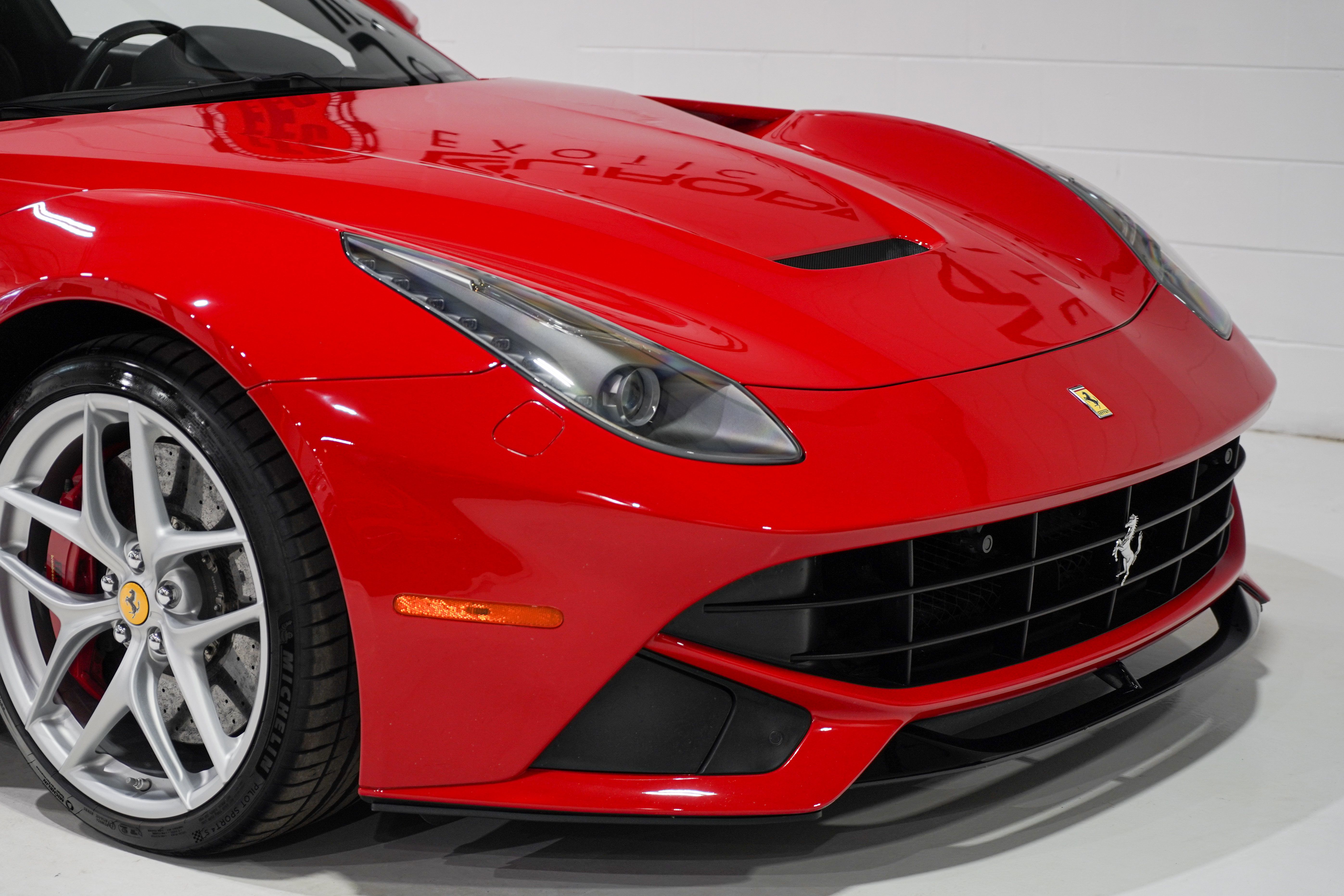 Used 2015 Ferrari F12 Berlinetta RWD image 24