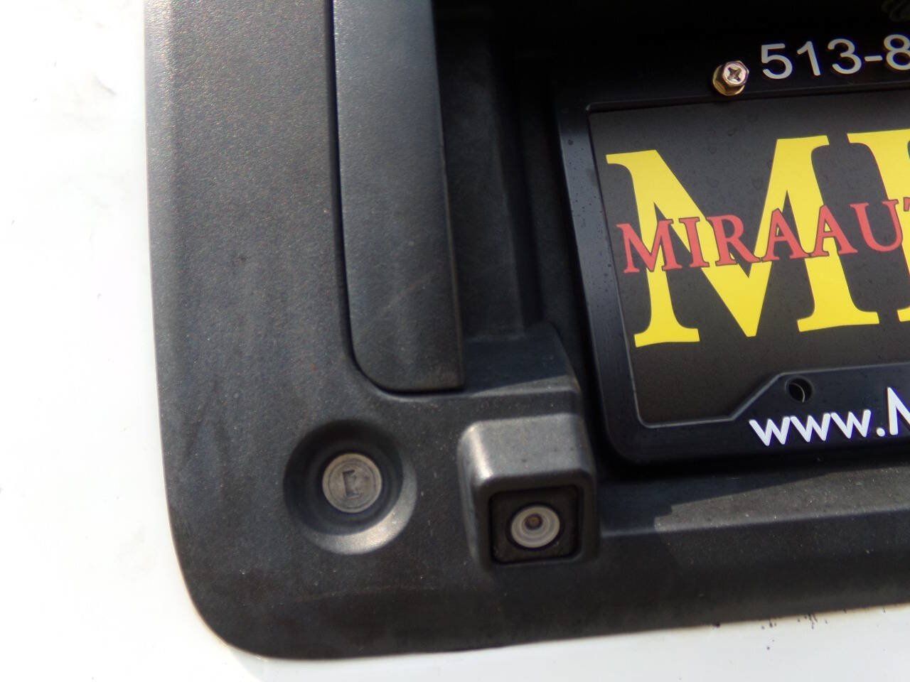 Used 2015 Chevrolet Express 2500 RWD image 12