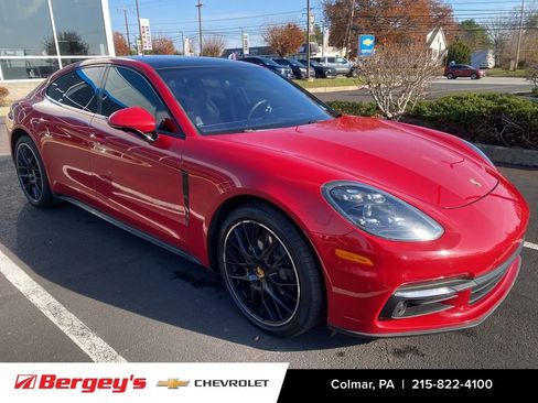 Used 2018 Porsche Panamera 4S image 11