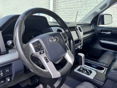 Used 2019 Toyota Tundra Platinum image 32